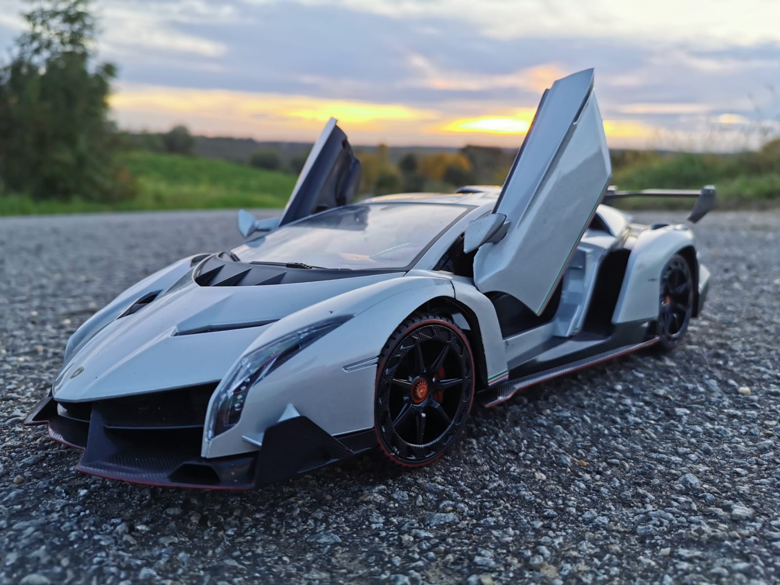 Rc Sportwagen Lamborghini Veneno Coupe Mit Licht Ferngesteuertes Auto Rennwagen Ebay